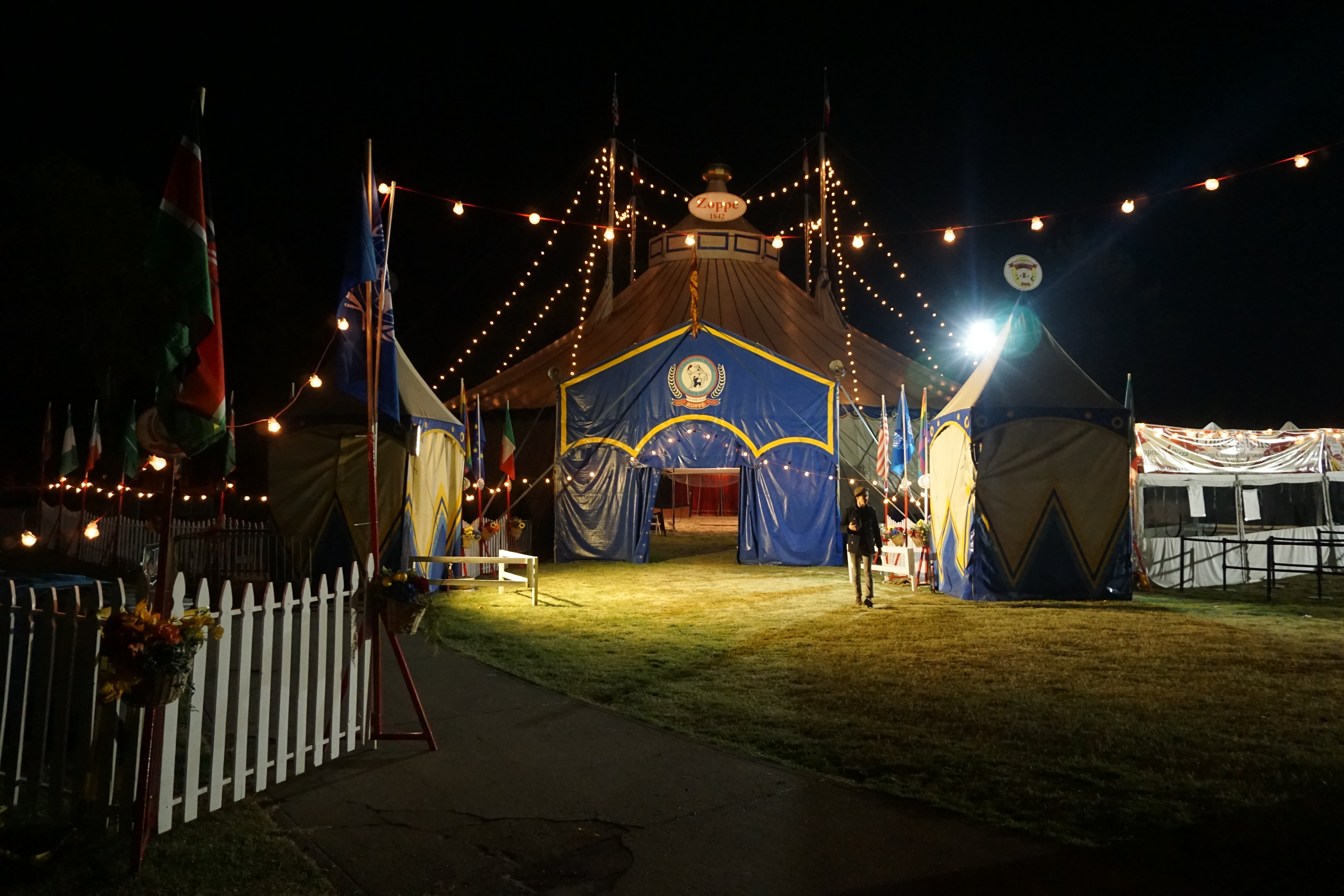 (12\")七尾旅人Circus Night #344 It's not just a tent—it's a world of wonder waiting inside