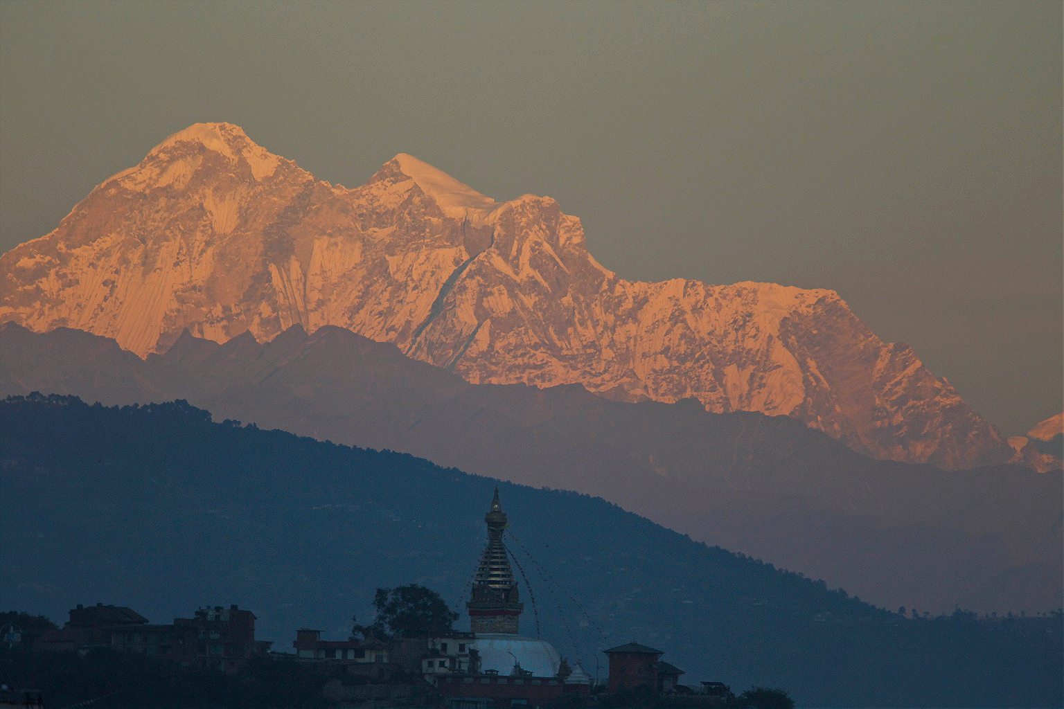 is april good time to visit kathmandu